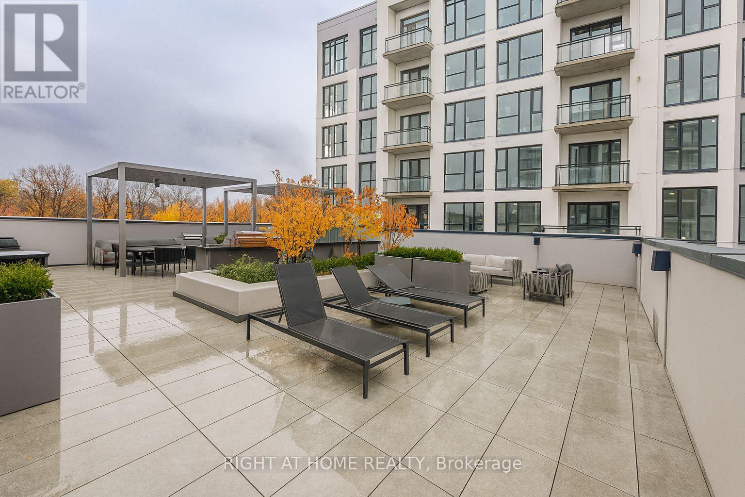 215 - 720 Whitlock Avenue, Milton (Wi Willmott), Ontario  L9E 2B5 - Photo 26 - W12482676