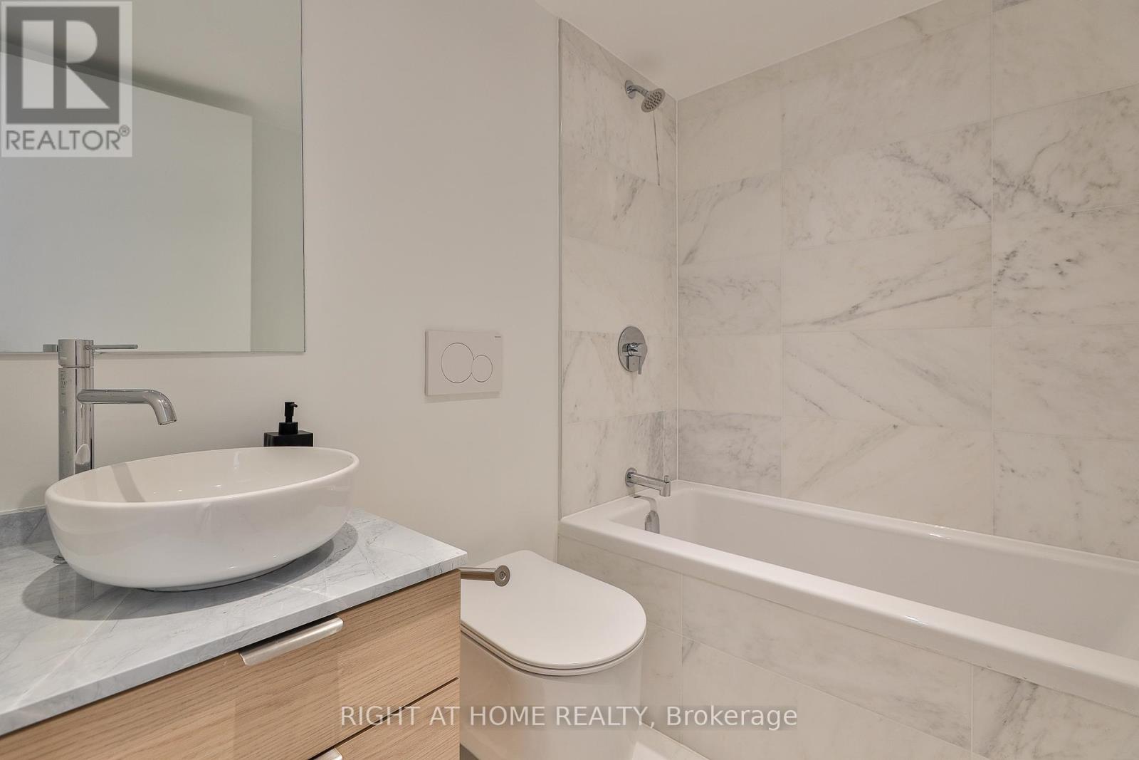 Ph 7 - 225 Brunswick Avenue, Toronto, Ontario  M5S 2M4 - Photo 21 - C12483067