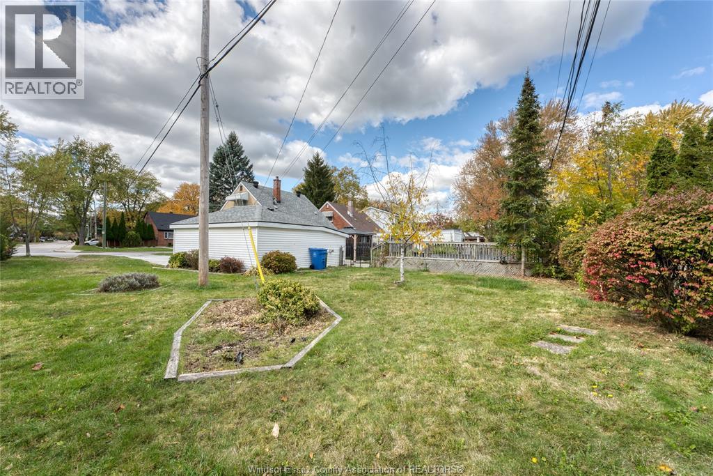 994 Edward Avenue, Windsor, Ontario  N8S 2Z8 - Photo 37 - 25027197