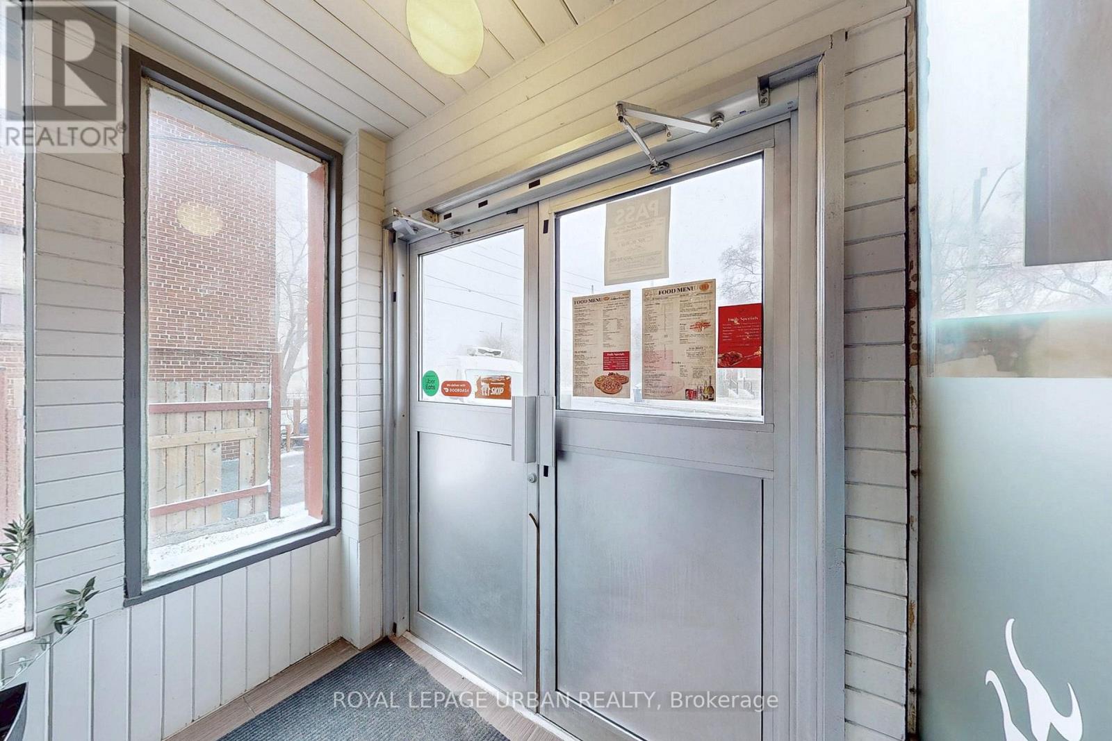 1201 Broadview Avenue, Toronto, Ontario  M4K 2T1 - Photo 10 - E12483078
