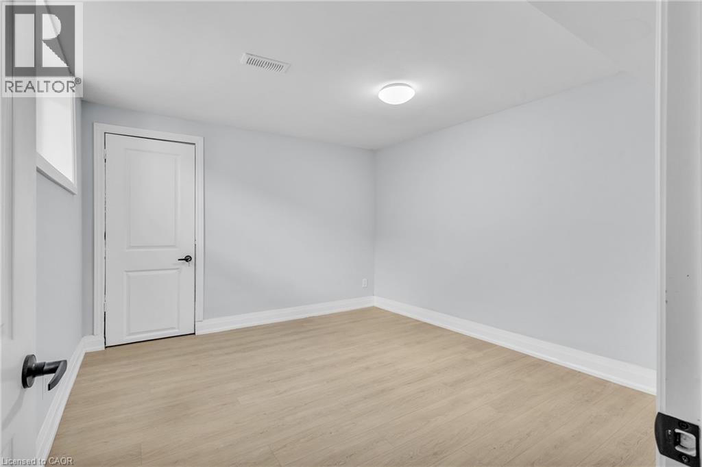 84 Avalon Place, Kitchener, Ontario  N2M 4N7 - Photo 28 - 40782277