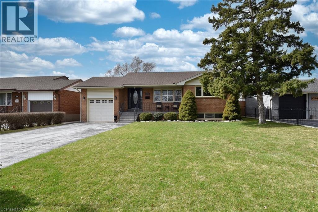 1204 Tavistock Drive, Burlington, Ontario  L7P 2N5 - Photo 4 - 40782184
