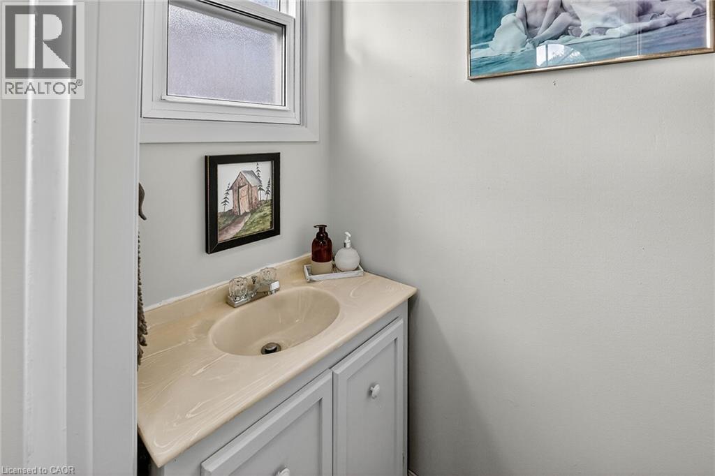 973 Francis Road Unit# 1, Burlington, Ontario  L7T 3Z1 - Photo 12 - 40779713