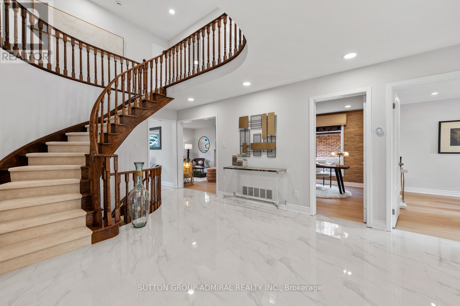 16 Sycamore Drive, Markham, Ontario  L3T 5V4 - Photo 12 - N12483071