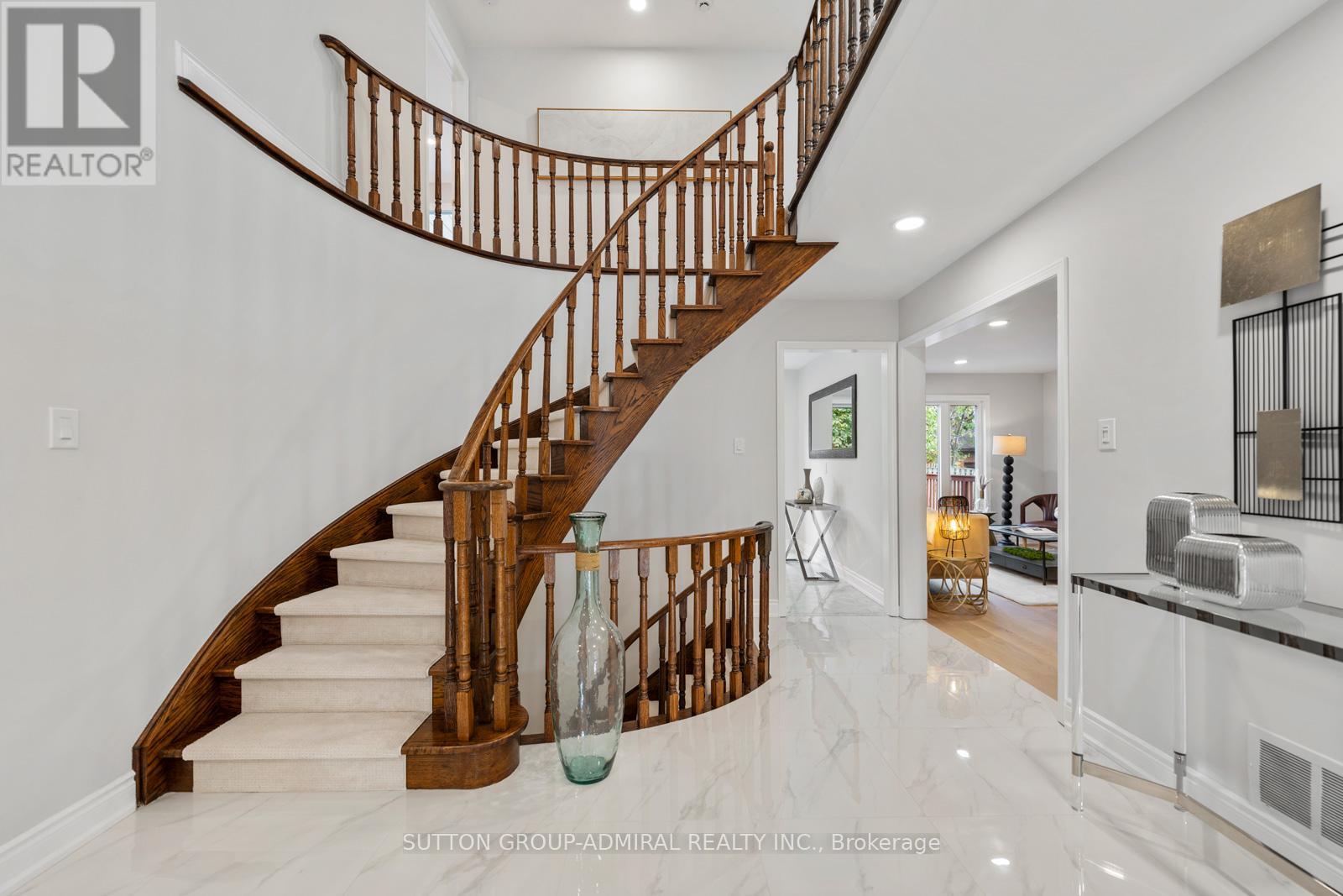 16 Sycamore Drive, Markham, Ontario  L3T 5V4 - Photo 23 - N12483071