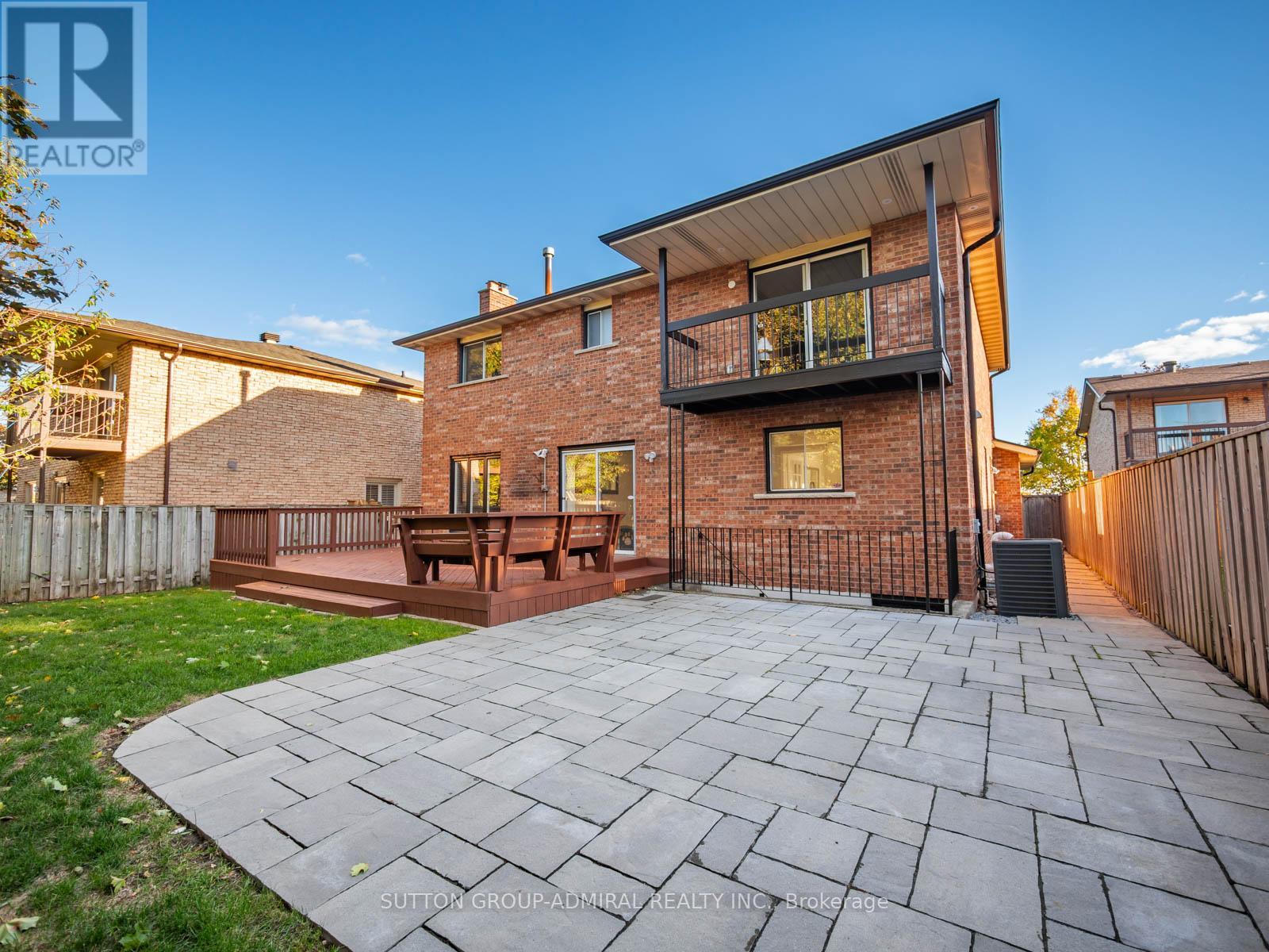 16 Sycamore Drive, Markham, Ontario  L3T 5V4 - Photo 42 - N12483071