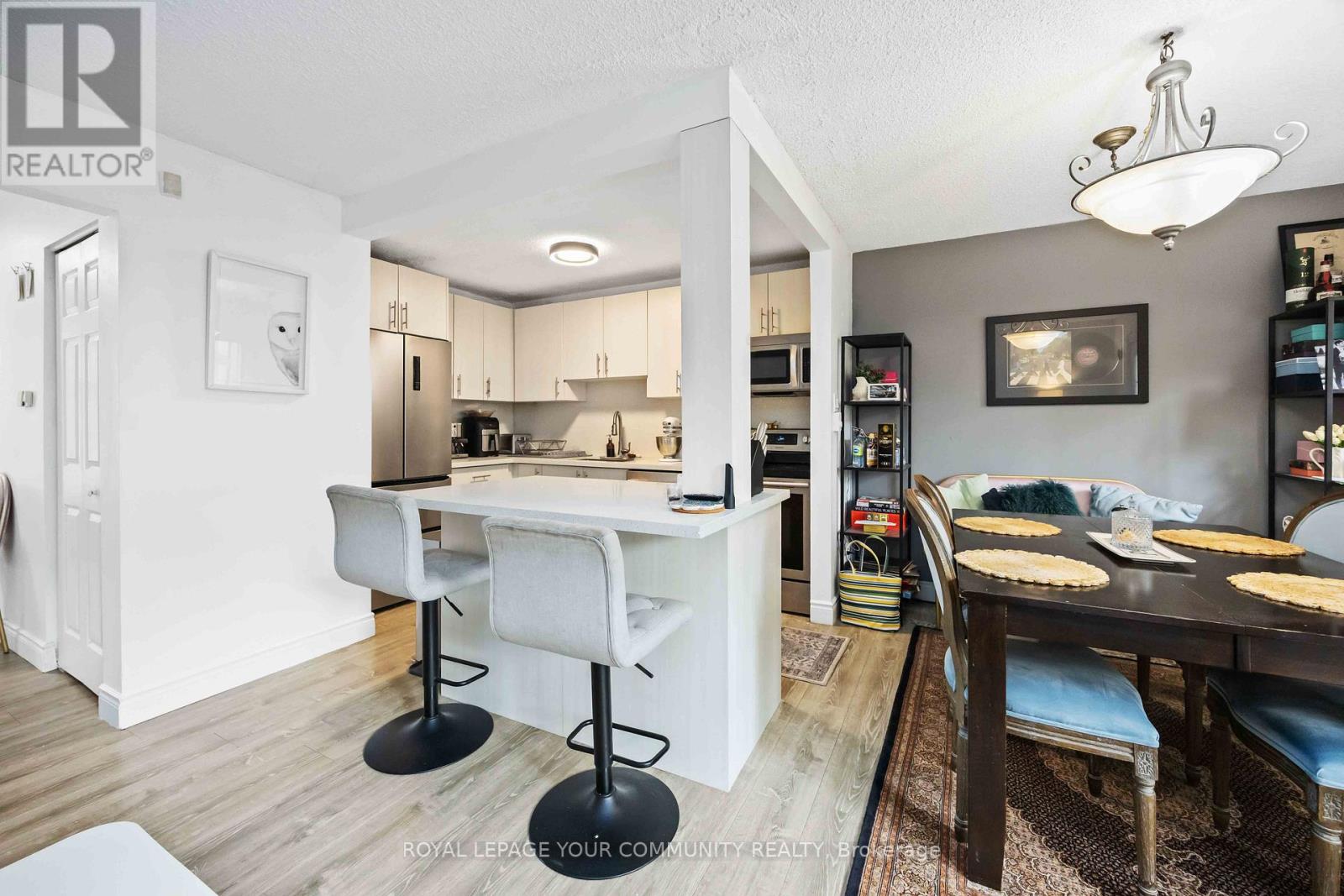 22 Porterfield Crescent, Markham, Ontario  L3T 4S7 - Photo 13 - N12483101