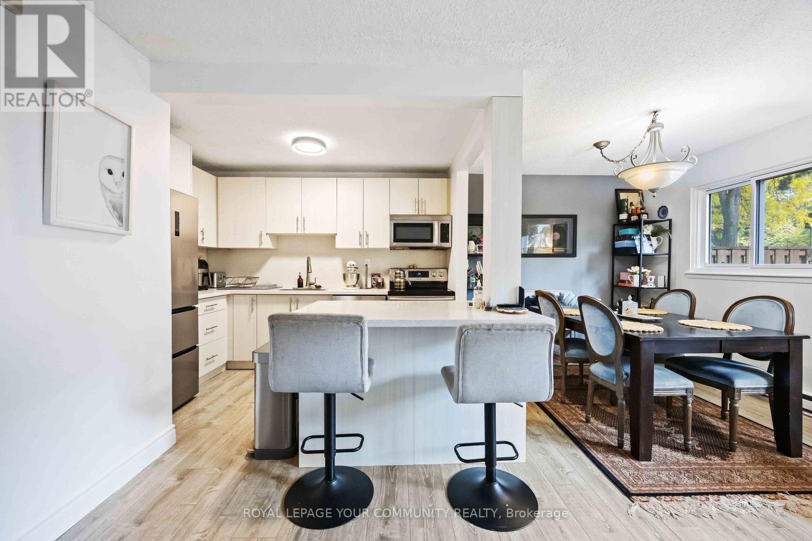 22 Porterfield Crescent, Markham, Ontario  L3T 4S7 - Photo 14 - N12483101