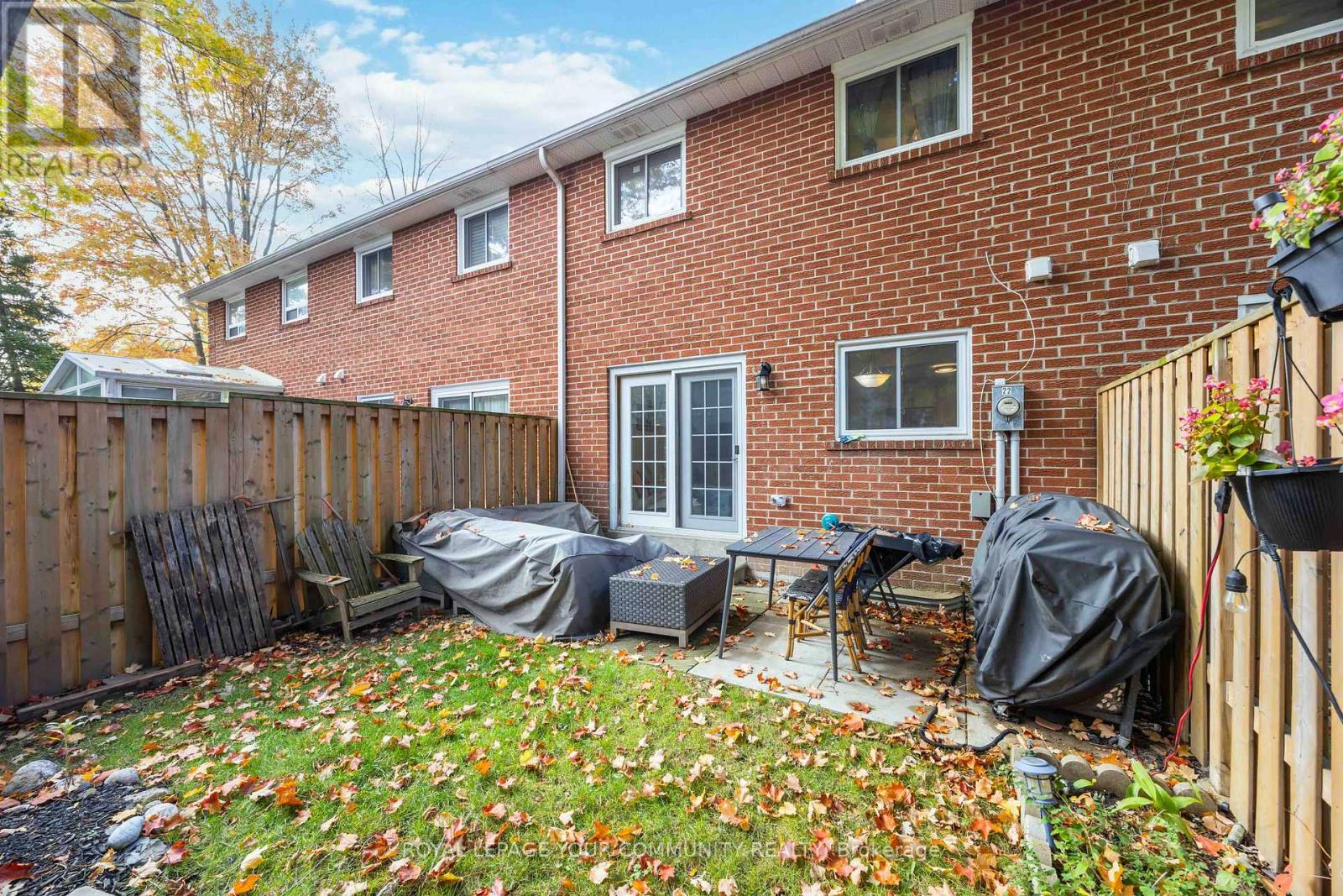 22 Porterfield Crescent, Markham, Ontario  L3T 4S7 - Photo 33 - N12483101
