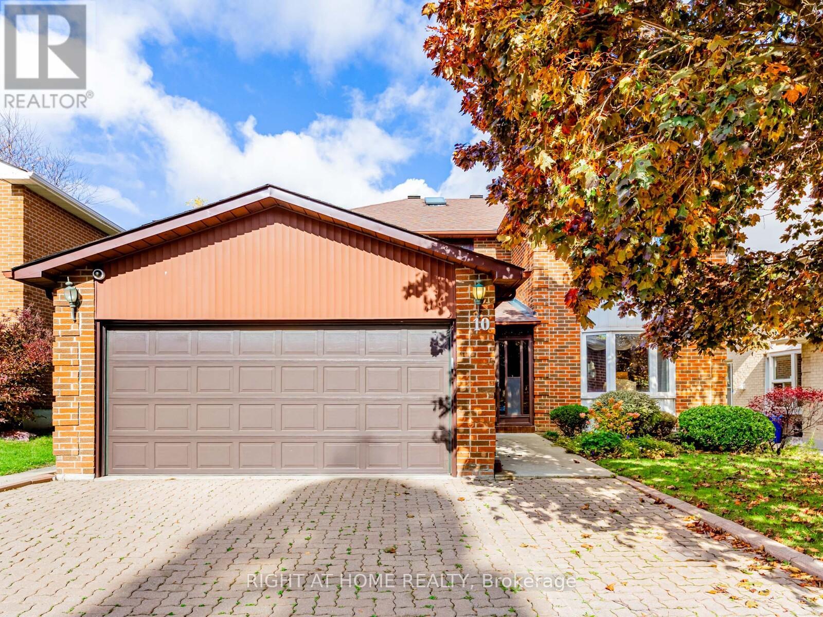 10 Rodeo Drive, Vaughan, Ontario  L4J 4X9 - Photo 1 - N12483103