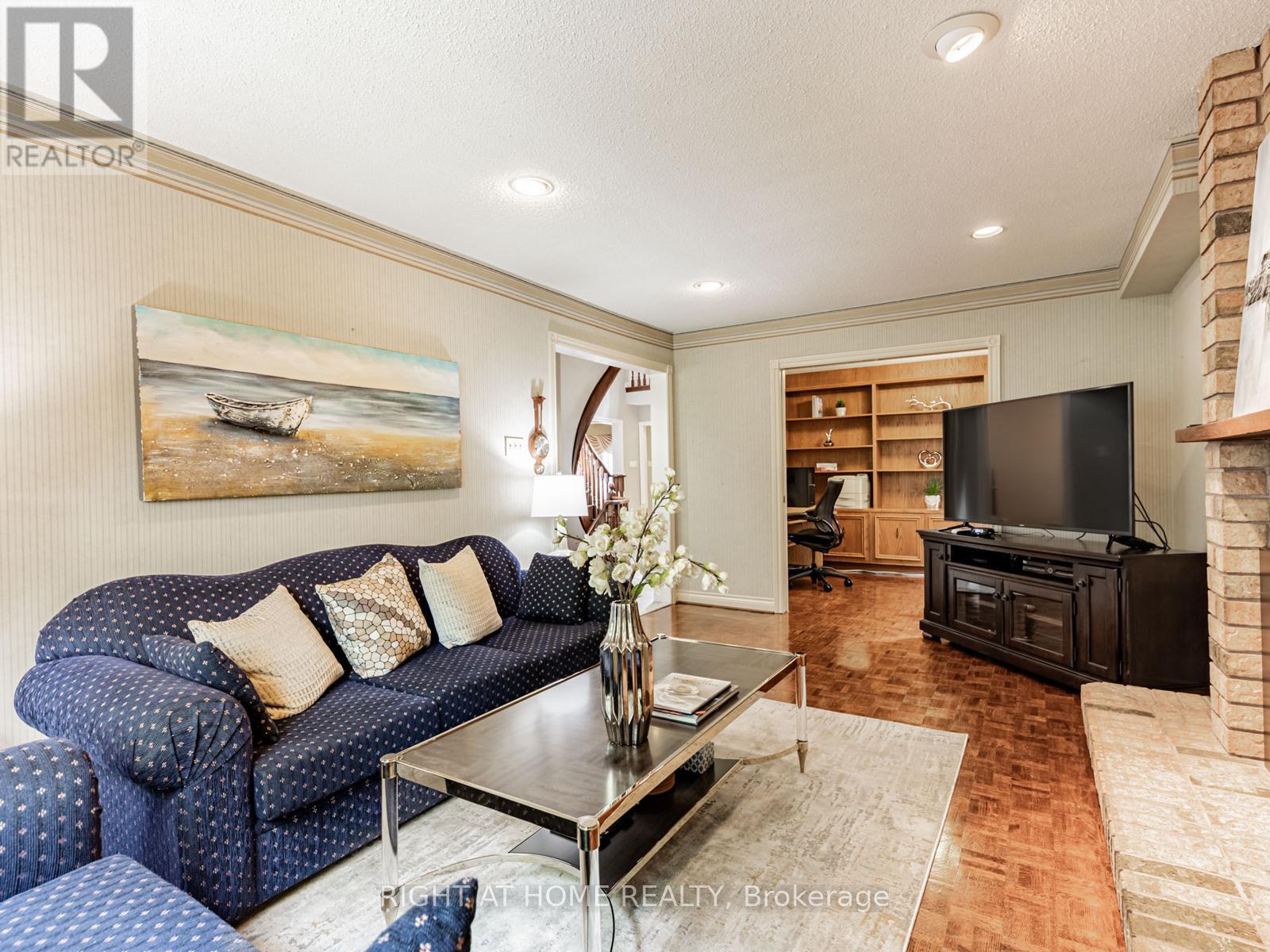 10 Rodeo Drive, Vaughan, Ontario  L4J 4X9 - Photo 16 - N12483103
