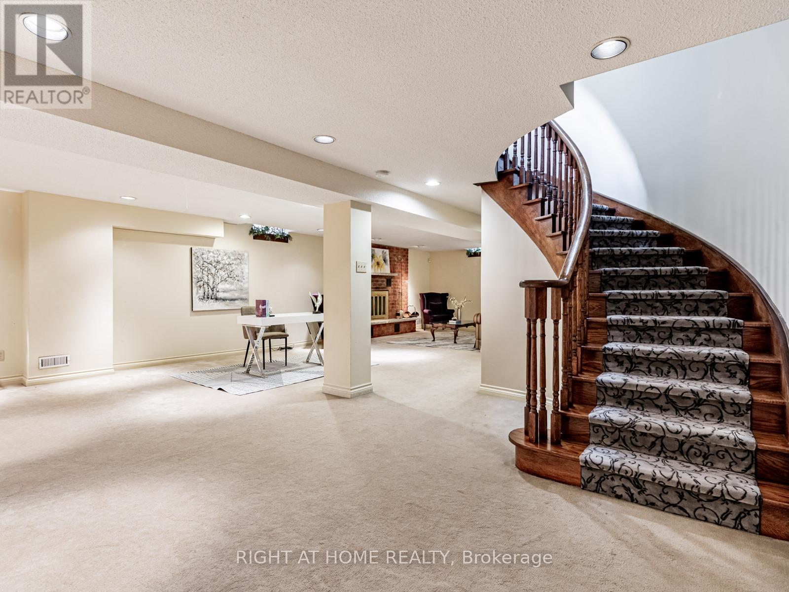10 Rodeo Drive, Vaughan, Ontario  L4J 4X9 - Photo 34 - N12483103