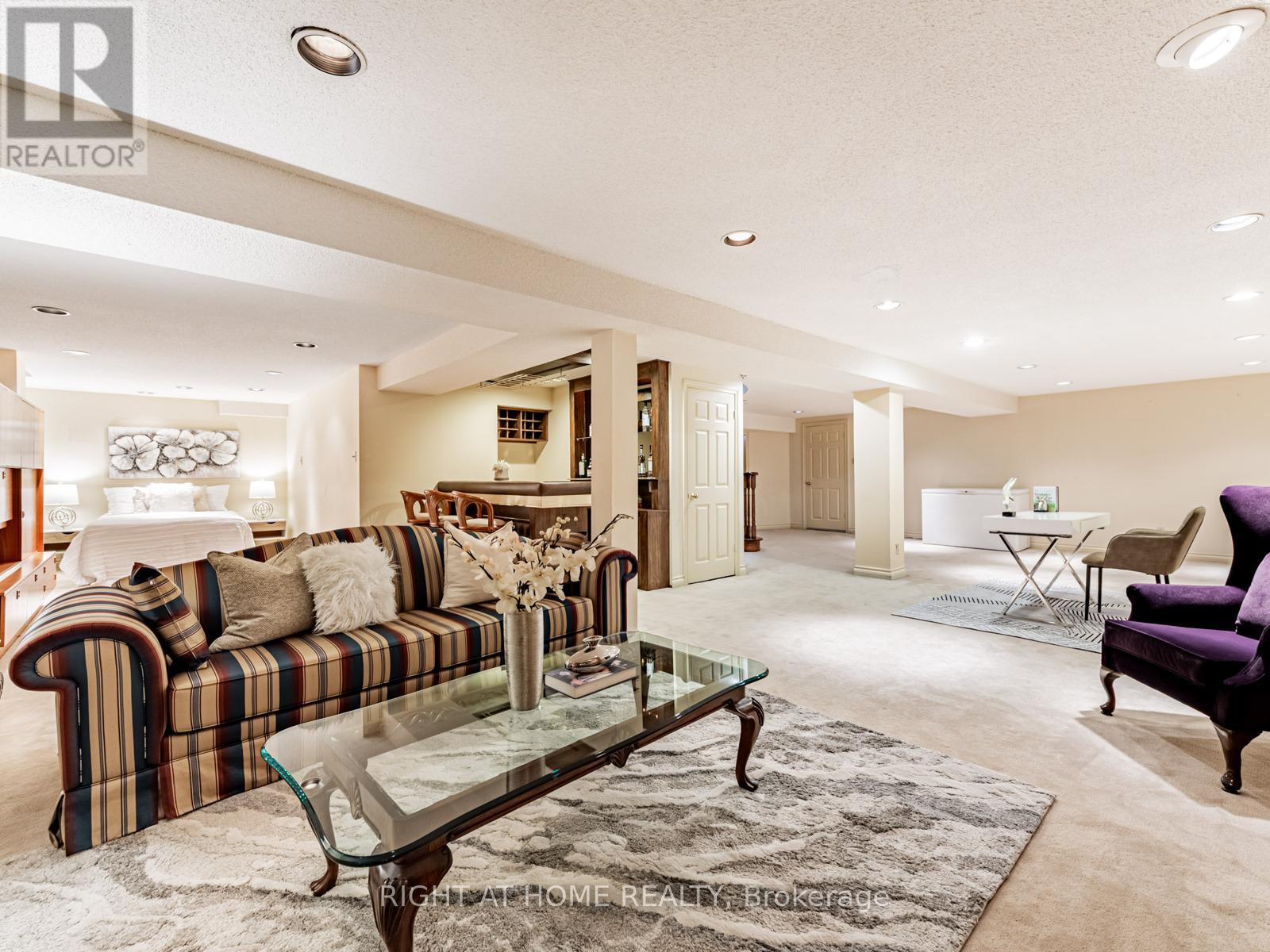 10 Rodeo Drive, Vaughan, Ontario  L4J 4X9 - Photo 37 - N12483103