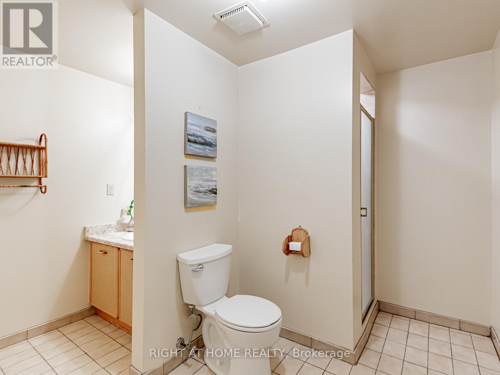 10 Rodeo Drive, Vaughan, Ontario  L4J 4X9 - Photo 39 - N12483103