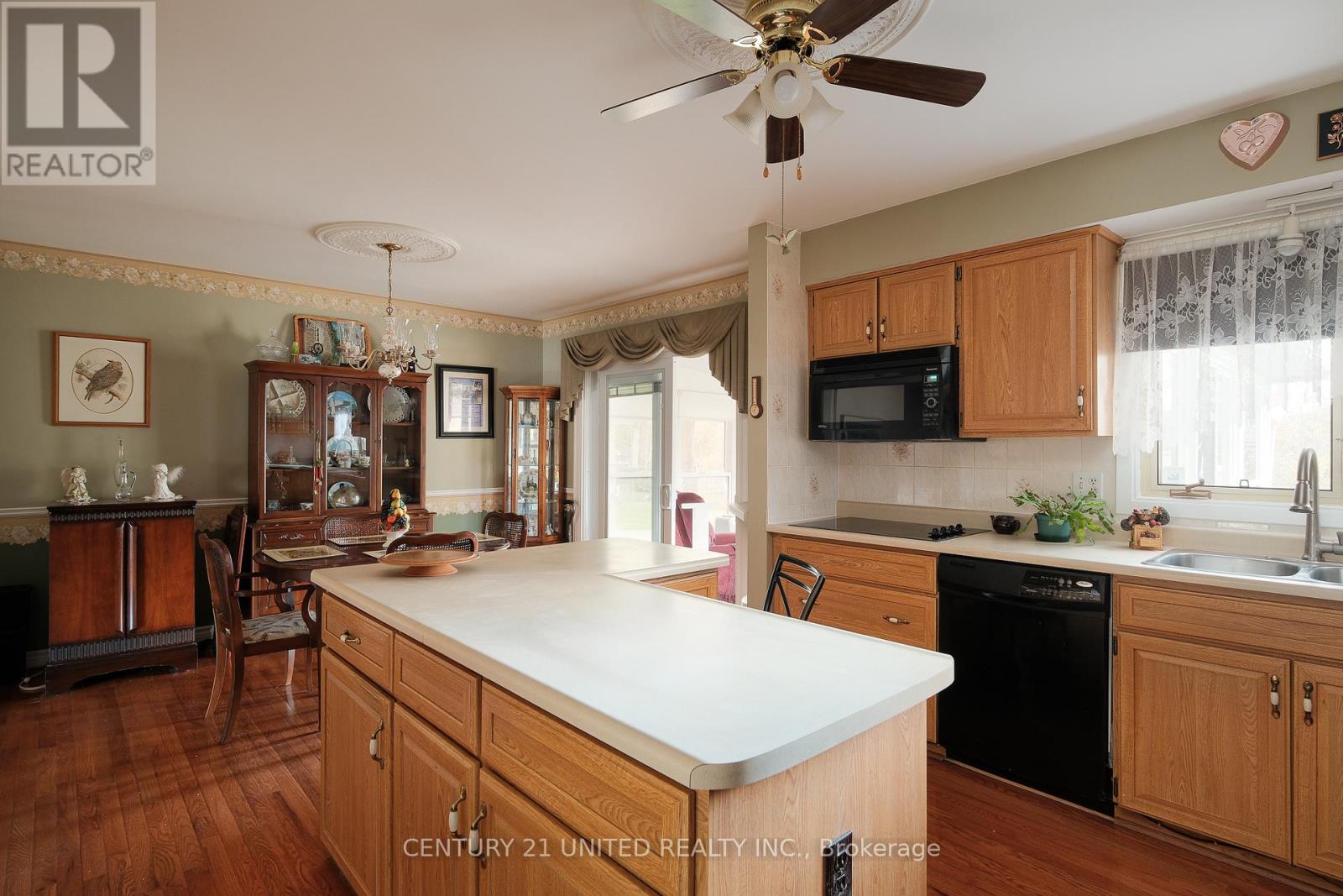 788 Cumberland Avenue, Peterborough, Ontario  K9H 7B2 - Photo 12 - X12483127