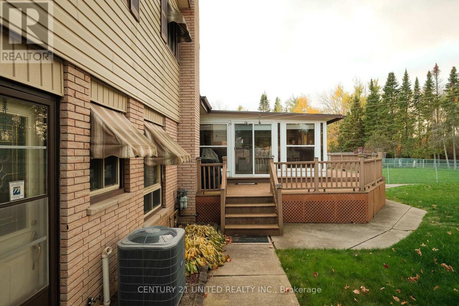 788 Cumberland Avenue, Peterborough, Ontario  K9H 7B2 - Photo 44 - X12483127