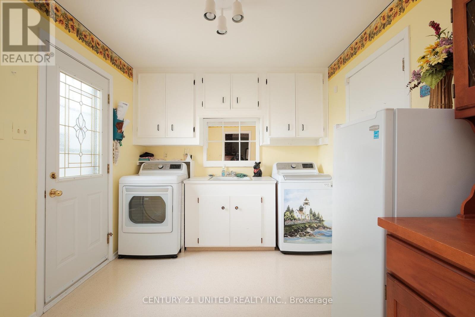 788 Cumberland Avenue, Peterborough, Ontario  K9H 7B2 - Photo 7 - X12483127