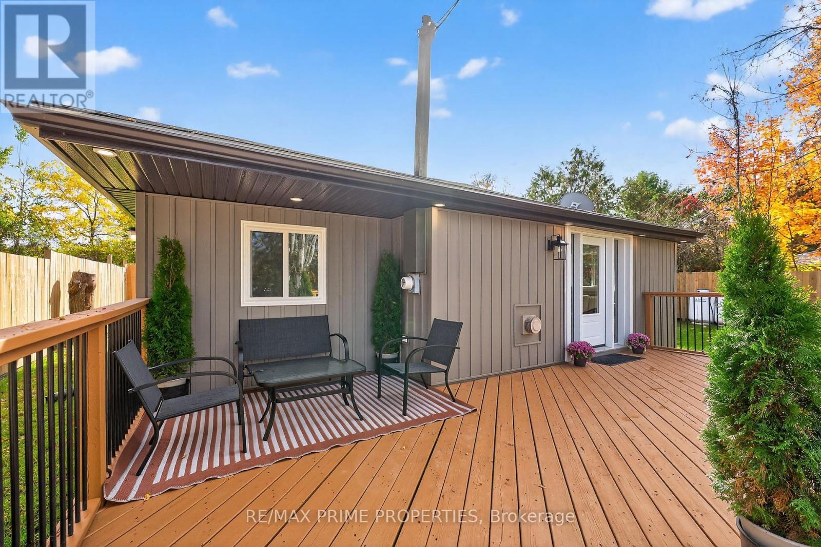 1079 Sylvan Glen Drive, Ramara, Ontario  L0K 1B0 - Photo 2 - S12483083