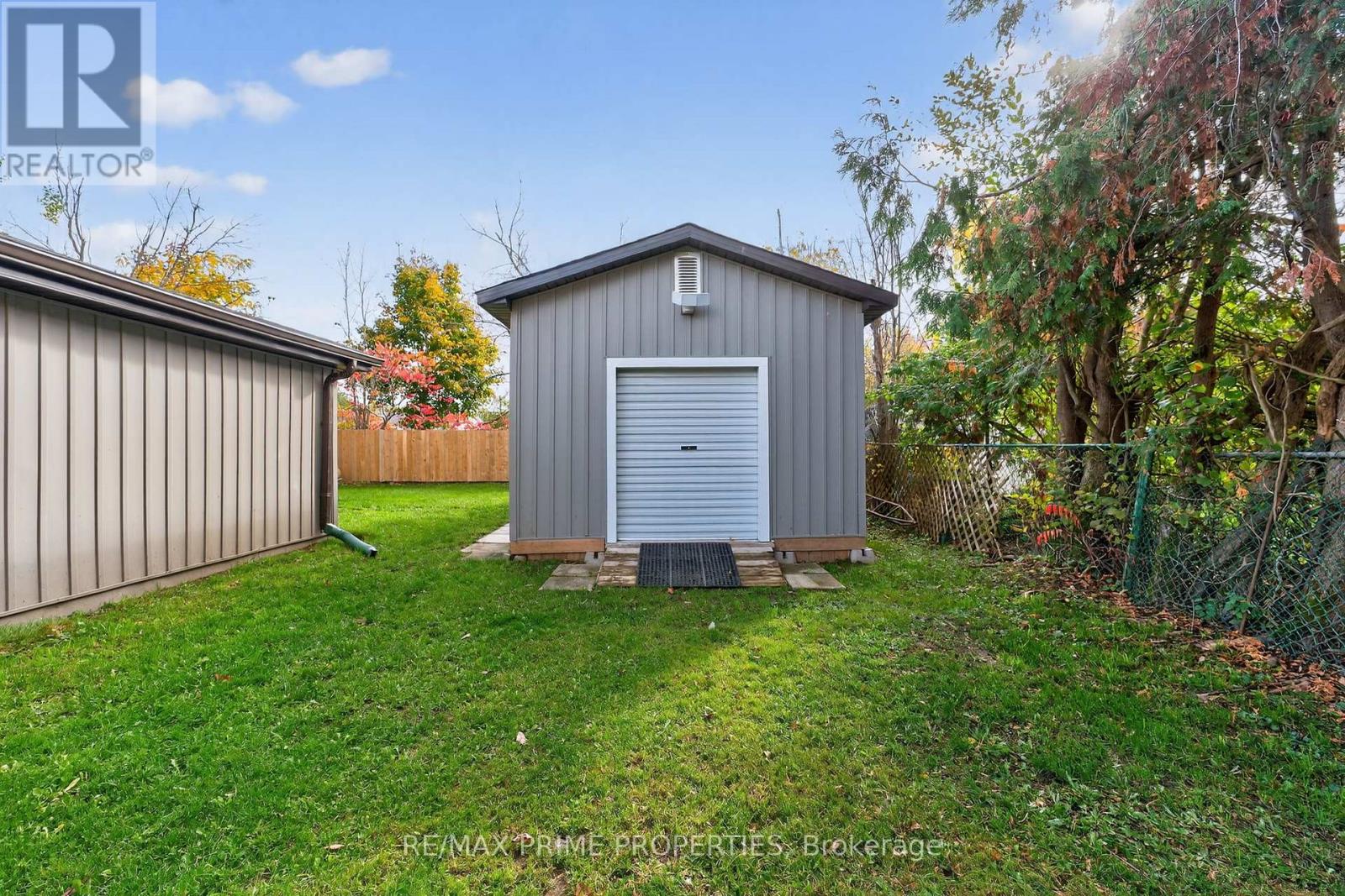 1079 Sylvan Glen Drive, Ramara, Ontario  L0K 1B0 - Photo 33 - S12483083