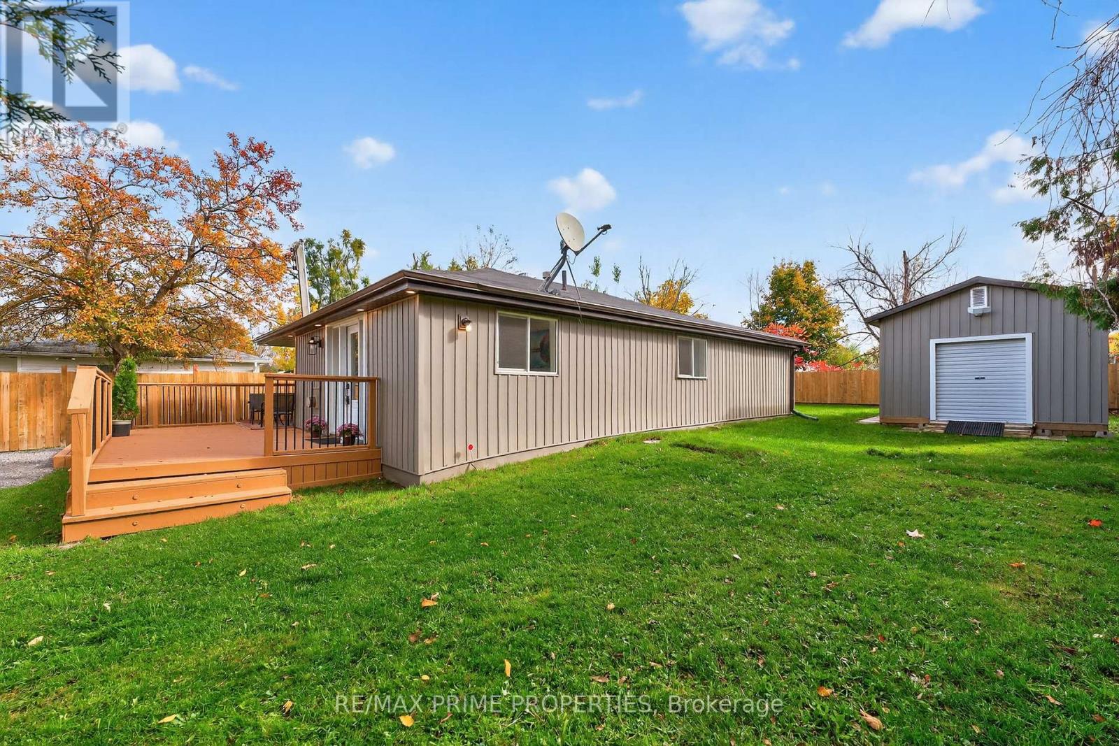 1079 Sylvan Glen Drive, Ramara, Ontario  L0K 1B0 - Photo 4 - S12483083