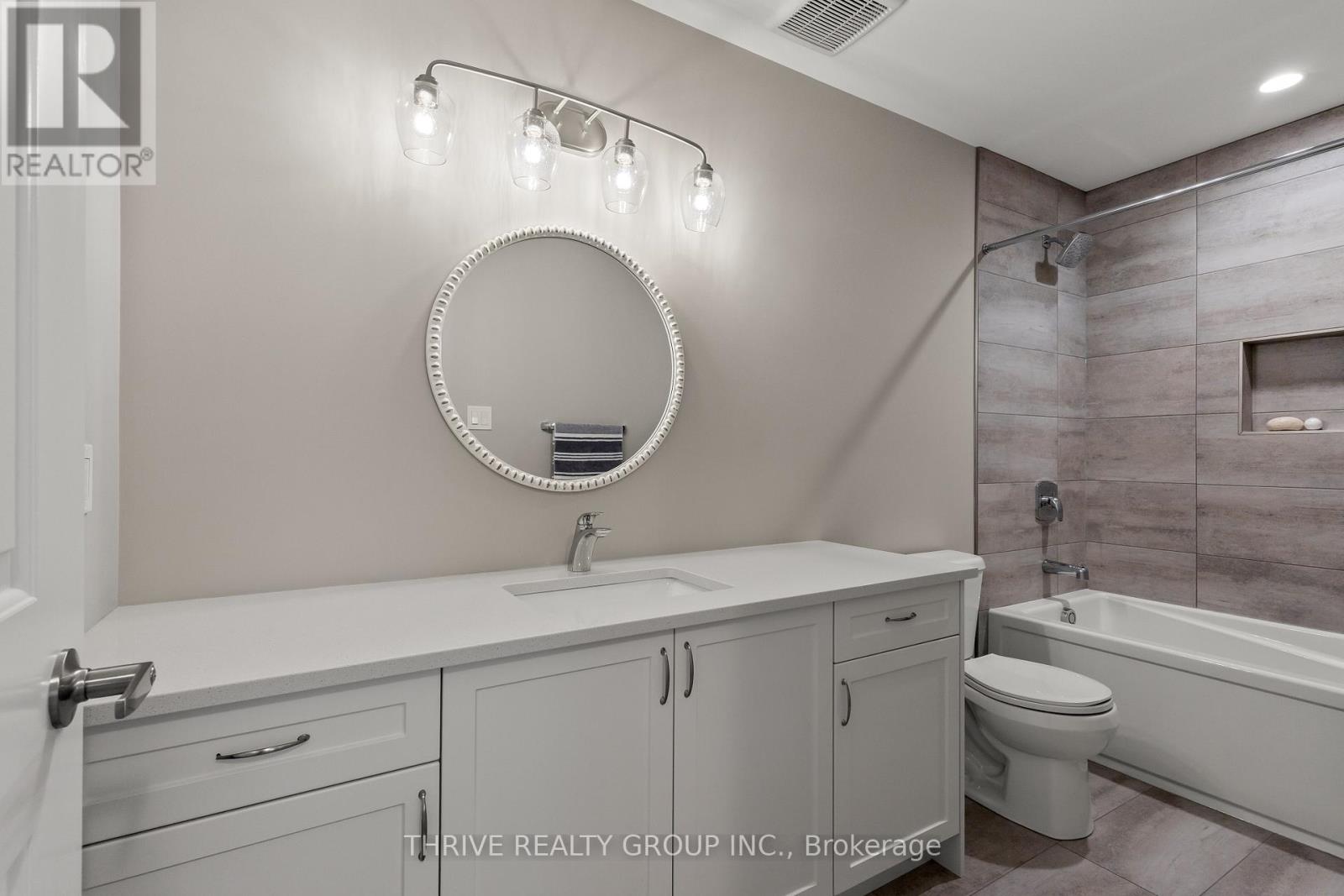 3057 Heardcreek Trail, London North, Ontario  N6G 2S7 - Photo 31 - X12483130