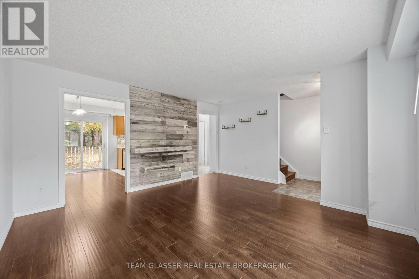 1335 Limberlost Road, London North, Ontario  N6G 2W4 - Photo 4 - X12483131