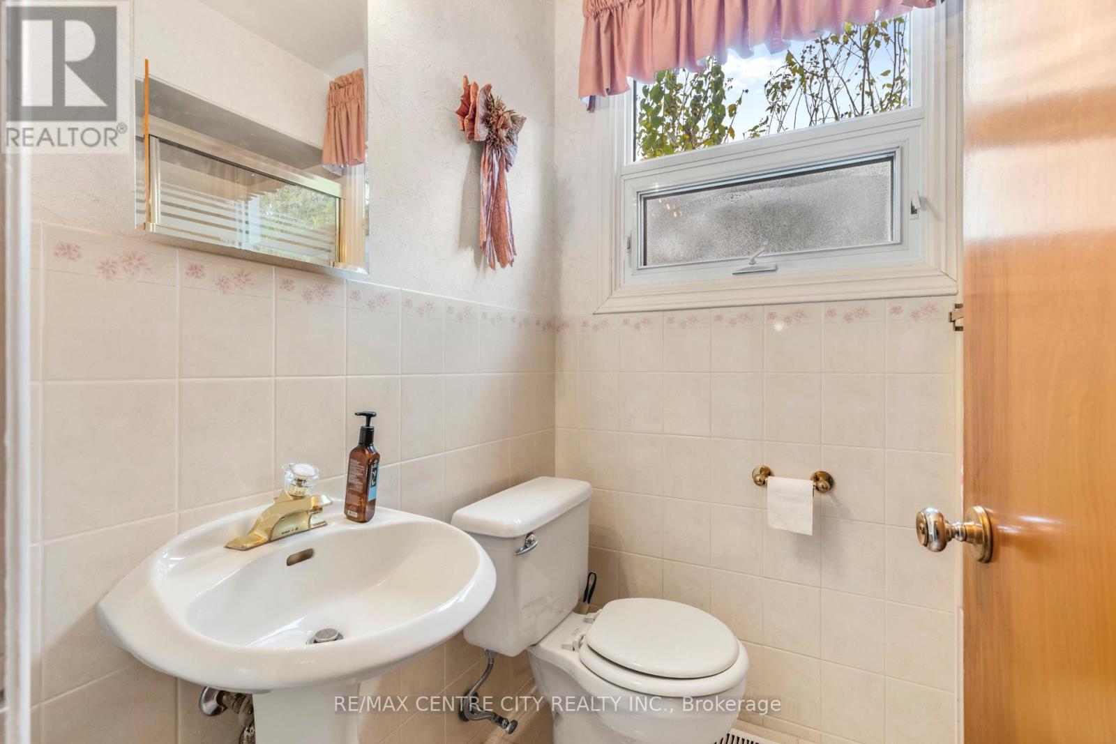 3 Gliddon Avenue, St. Thomas, Ontario  N5R 1G3 - Photo 13 - X12483138