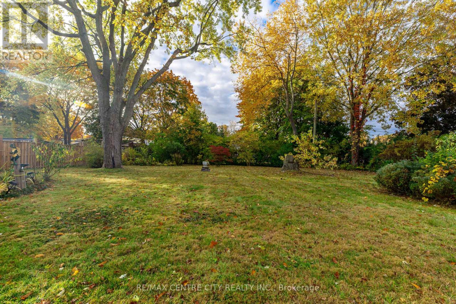 3 Gliddon Avenue, St. Thomas, Ontario  N5R 1G3 - Photo 25 - X12483138