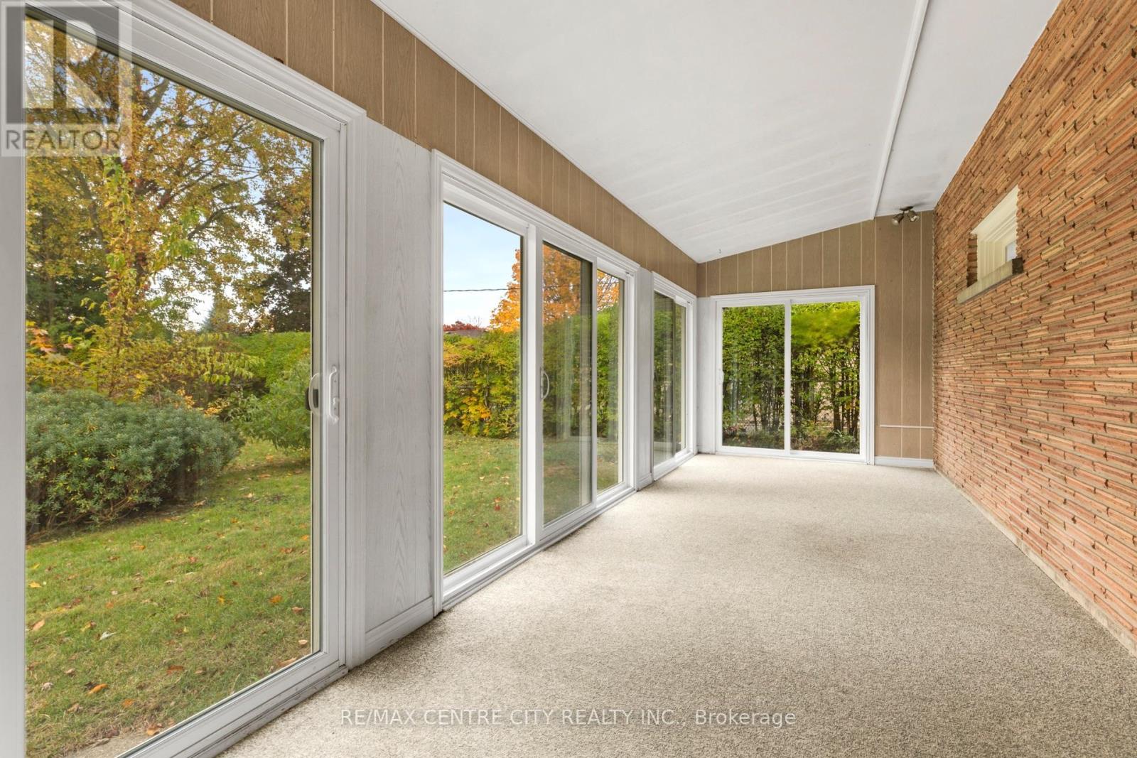 3 Gliddon Avenue, St. Thomas, Ontario  N5R 1G3 - Photo 9 - X12483138