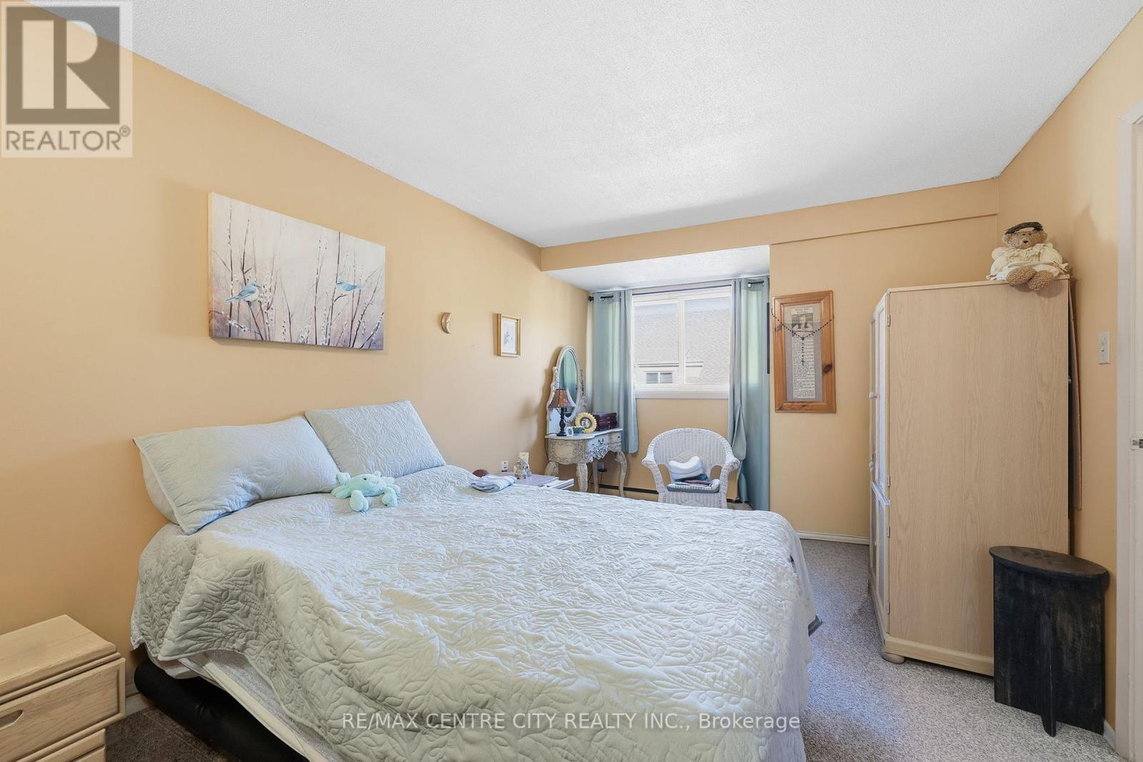 31 - 337 Kingswood Drive, Kitchener, Ontario  N2E 1X5 - Photo 14 - X12483225