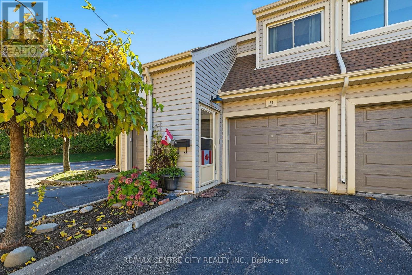 31 - 337 Kingswood Drive, Kitchener, Ontario  N2E 1X5 - Photo 2 - X12483225