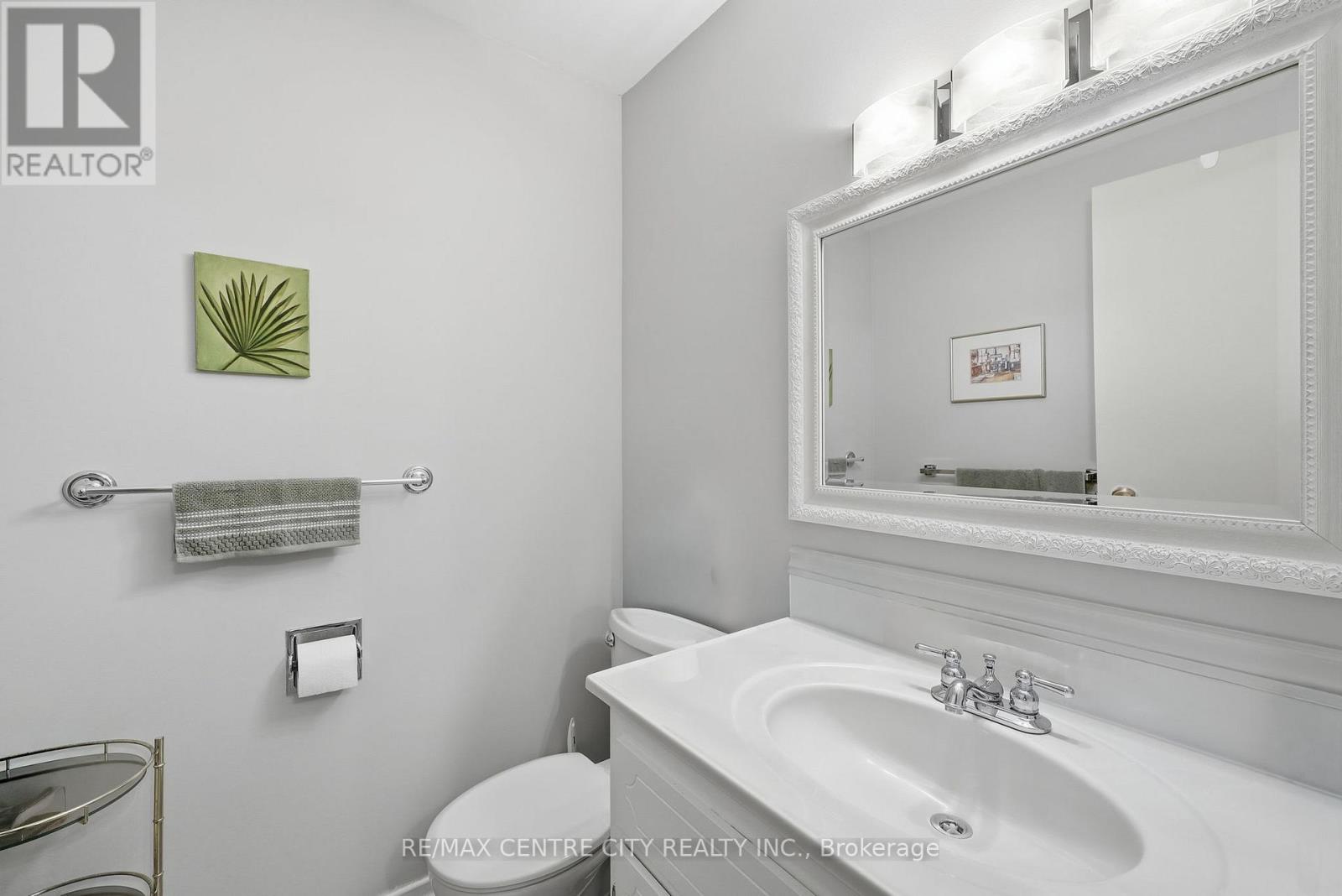 31 - 337 Kingswood Drive, Kitchener, Ontario  N2E 1X5 - Photo 21 - X12483225