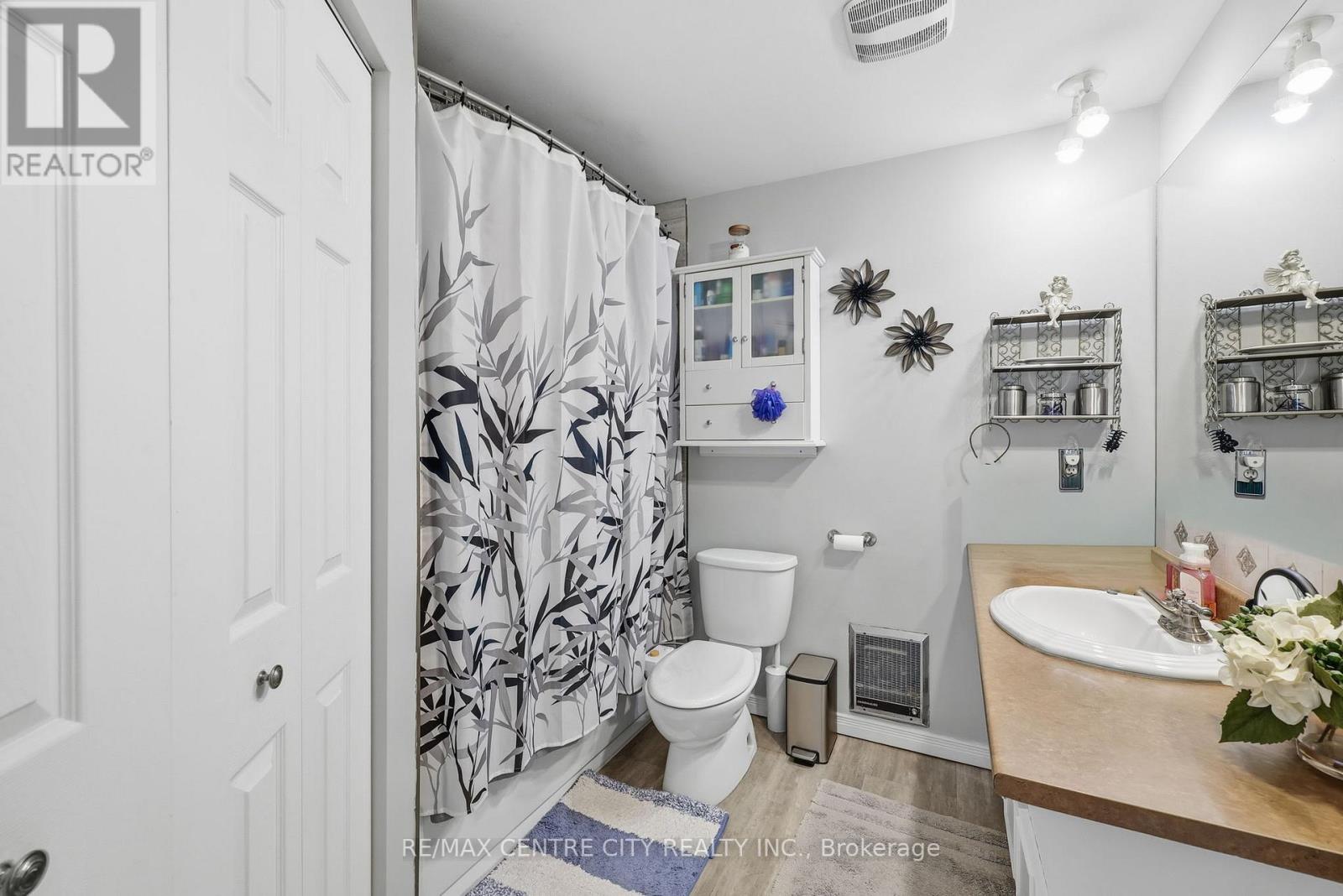 31 - 337 Kingswood Drive, Kitchener, Ontario  N2E 1X5 - Photo 22 - X12483225