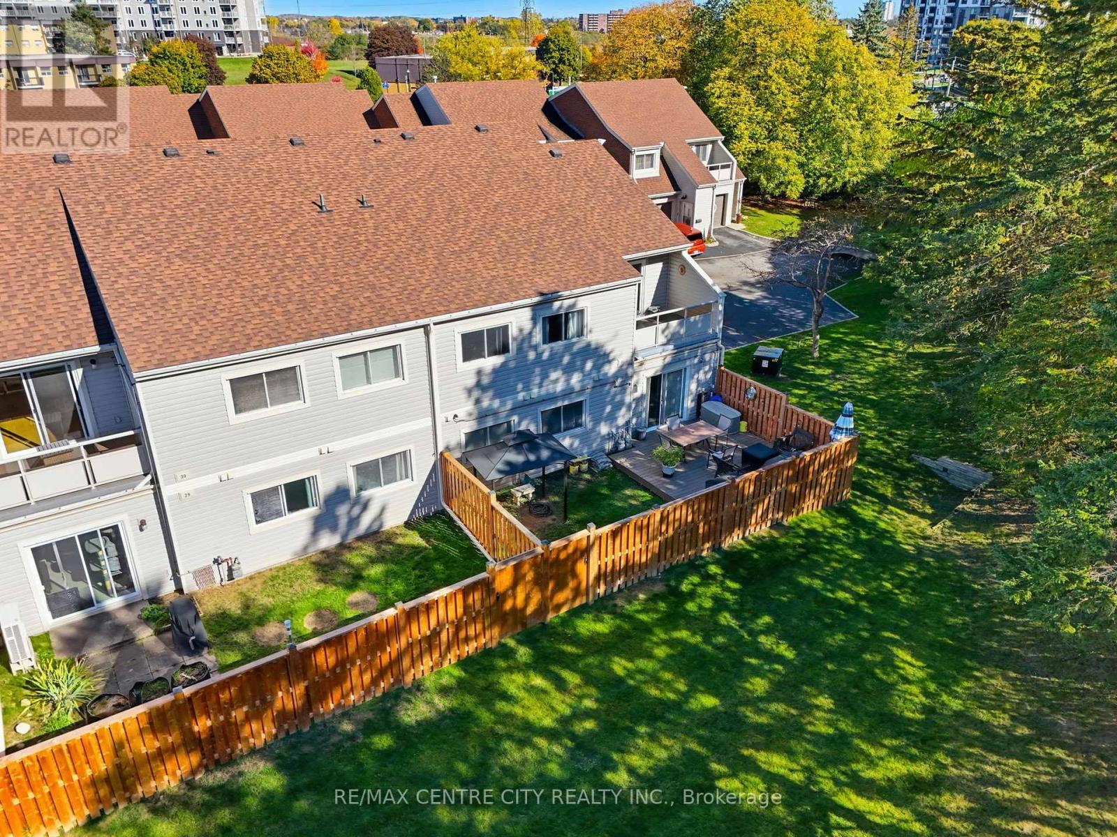 31 - 337 Kingswood Drive, Kitchener, Ontario  N2E 1X5 - Photo 31 - X12483225