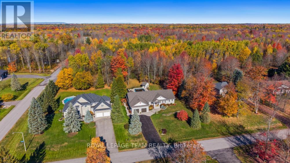 6437 Waddion Drive, Ottawa, Ontario  K4P 1E7 - Photo 32 - X12483163