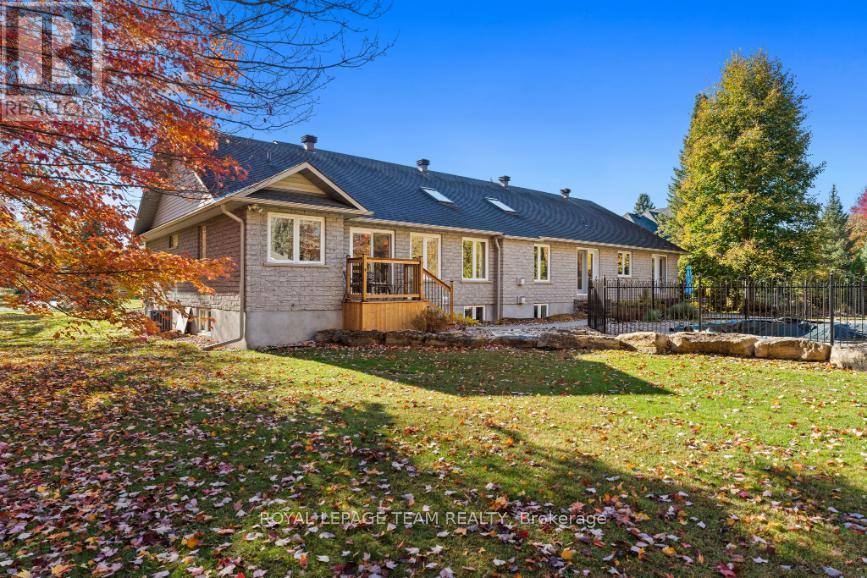 6437 Waddion Drive, Ottawa, Ontario  K4P 1E7 - Photo 33 - X12483163