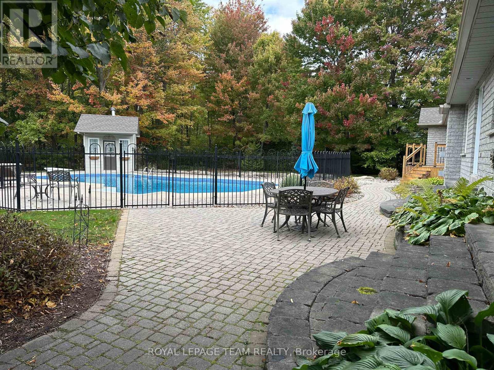 6437 Waddion Drive, Ottawa, Ontario  K4P 1E7 - Photo 44 - X12483163