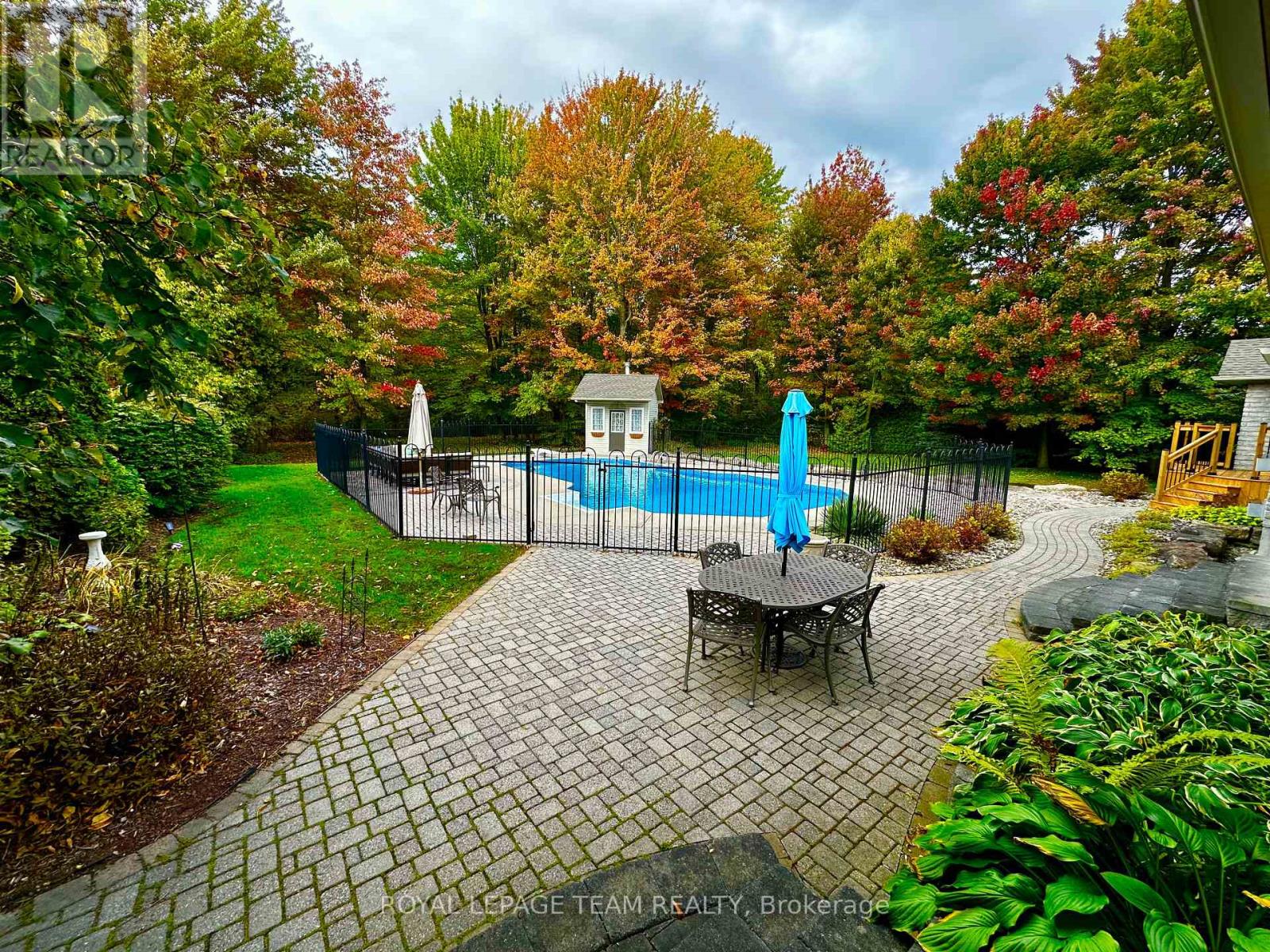 6437 Waddion Drive, Ottawa, Ontario  K4P 1E7 - Photo 47 - X12483163
