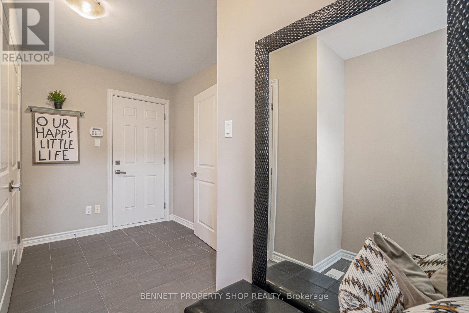 1870 Maple Grove Road, Ottawa, Ontario  K2S 0W3 - Photo 2 - X12483170