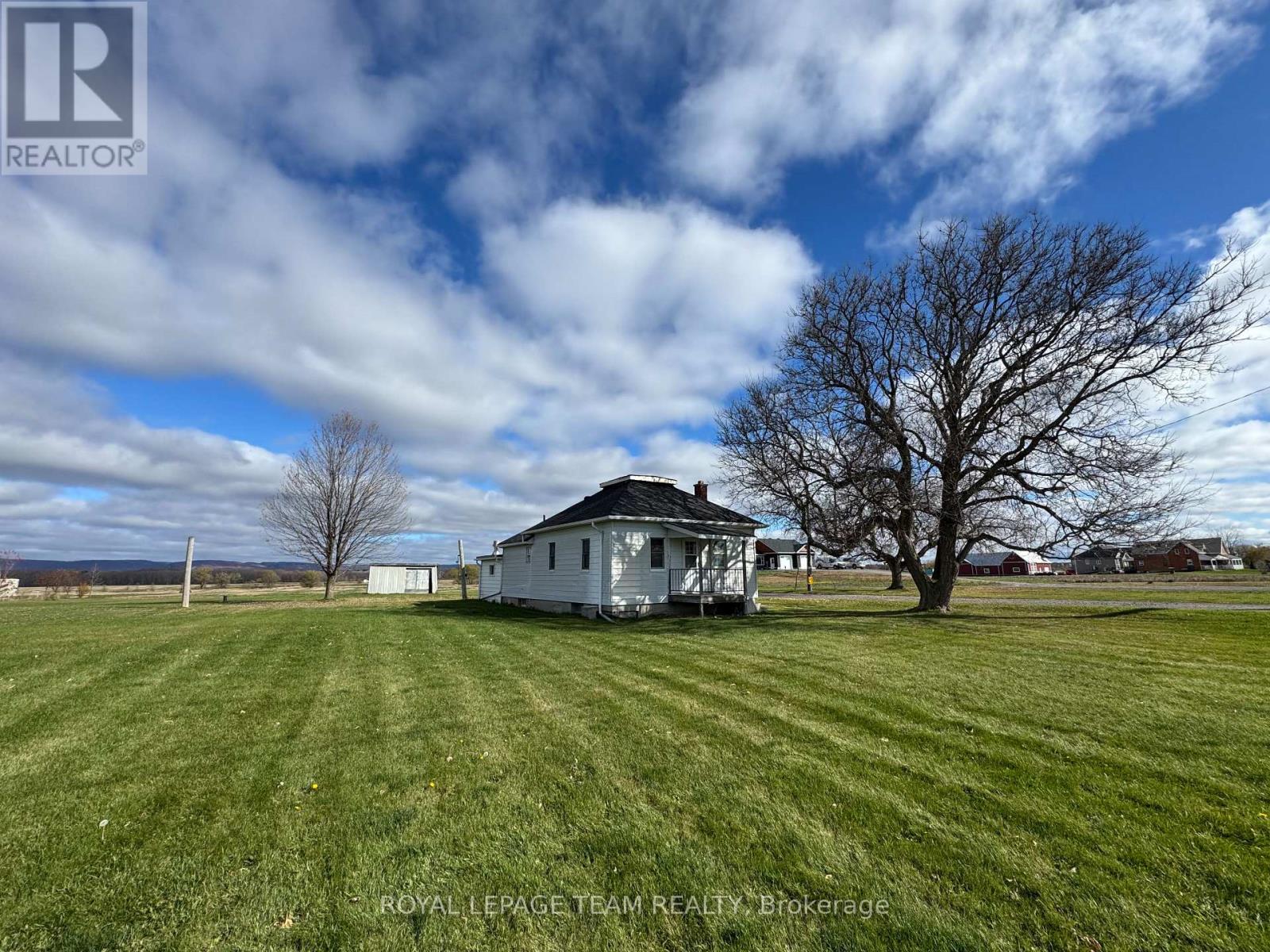 3512 Dunrobin Road, Ottawa, Ontario  K0A 3M0 - Photo 2 - X12483186