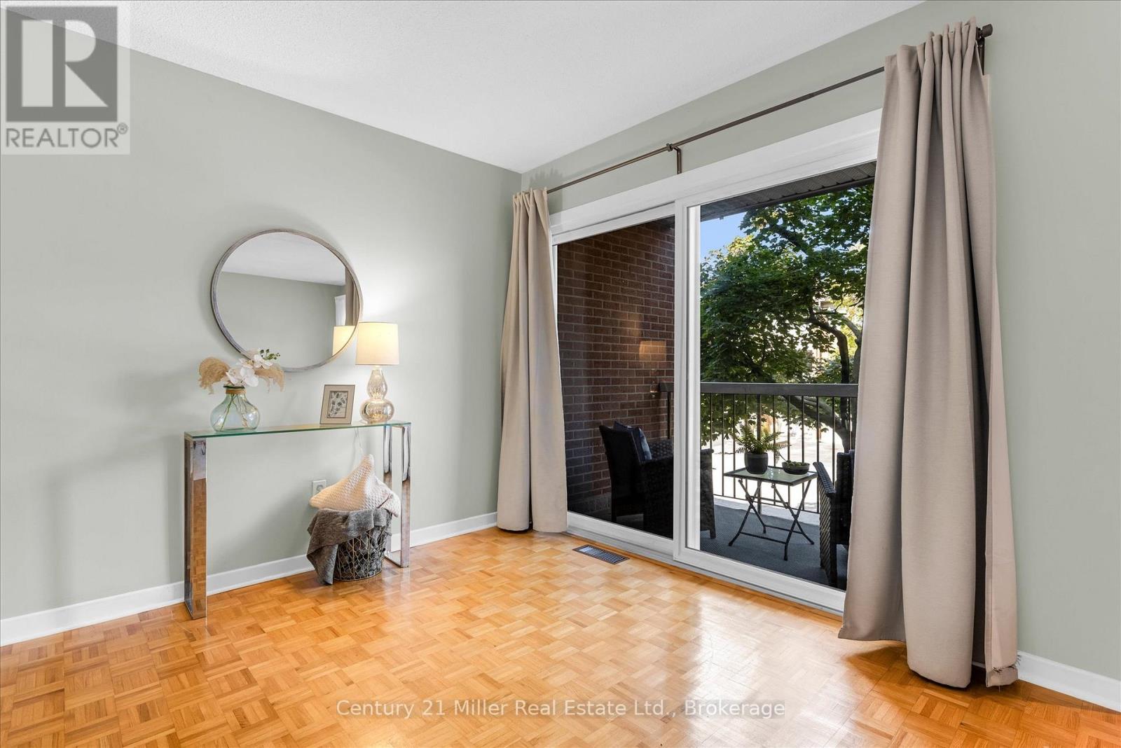 19 - 1310 Hampton Street, Oakville, Ontario  L6H 2S6 - Photo 14 - W12483178