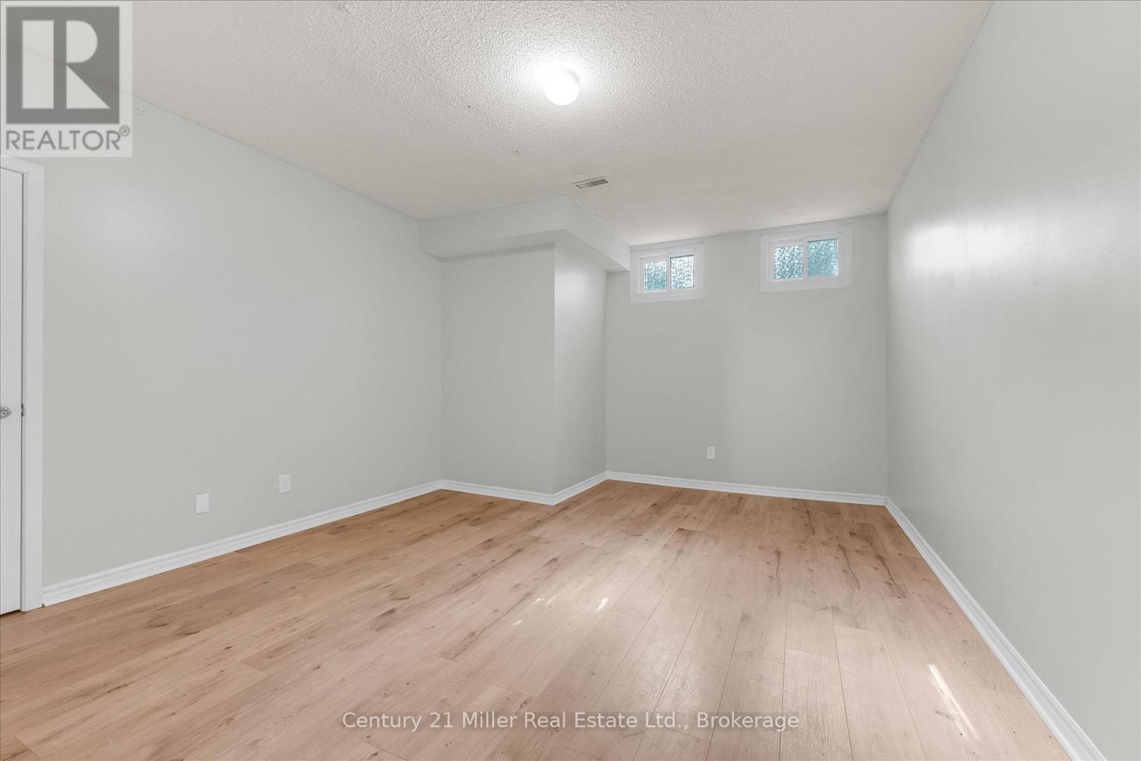 19 - 1310 Hampton Street, Oakville, Ontario  L6H 2S6 - Photo 38 - W12483178