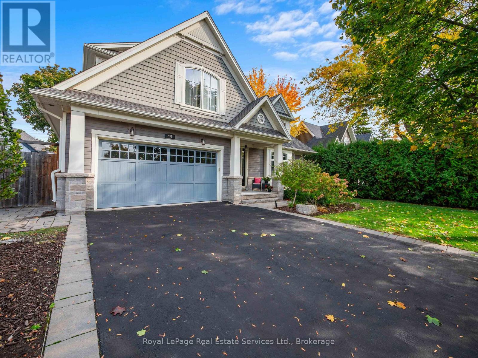 231 Cherryhill Road, Oakville, Ontario  L6L 3E3 - Photo 2 - W12483188