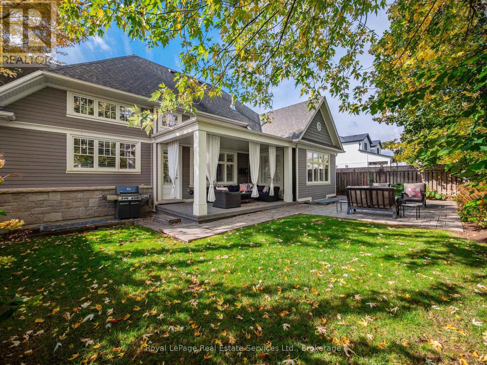 231 Cherryhill Road, Oakville, Ontario  L6L 3E3 - Photo 37 - W12483188