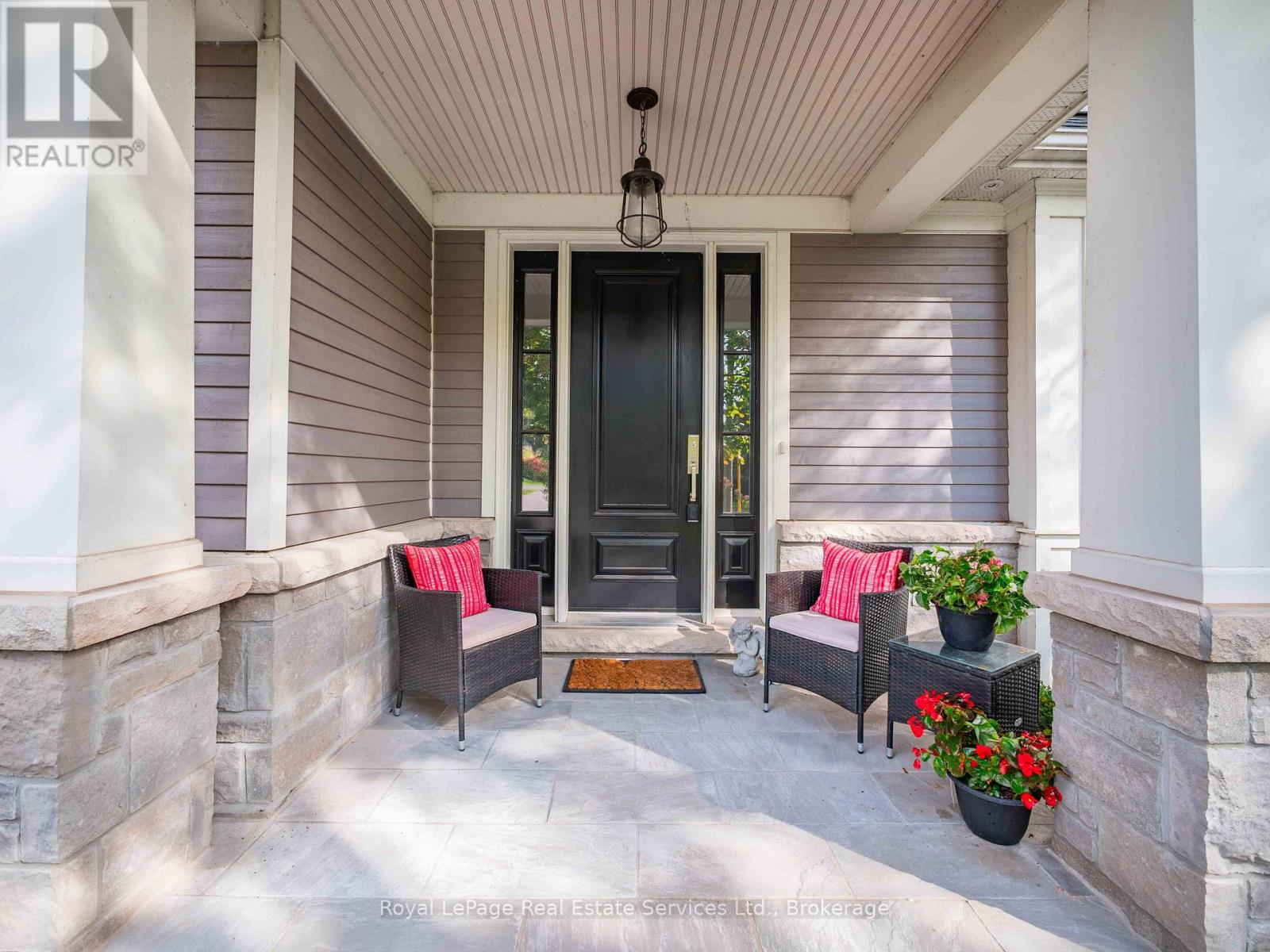 231 Cherryhill Road, Oakville, Ontario  L6L 3E3 - Photo 4 - W12483188