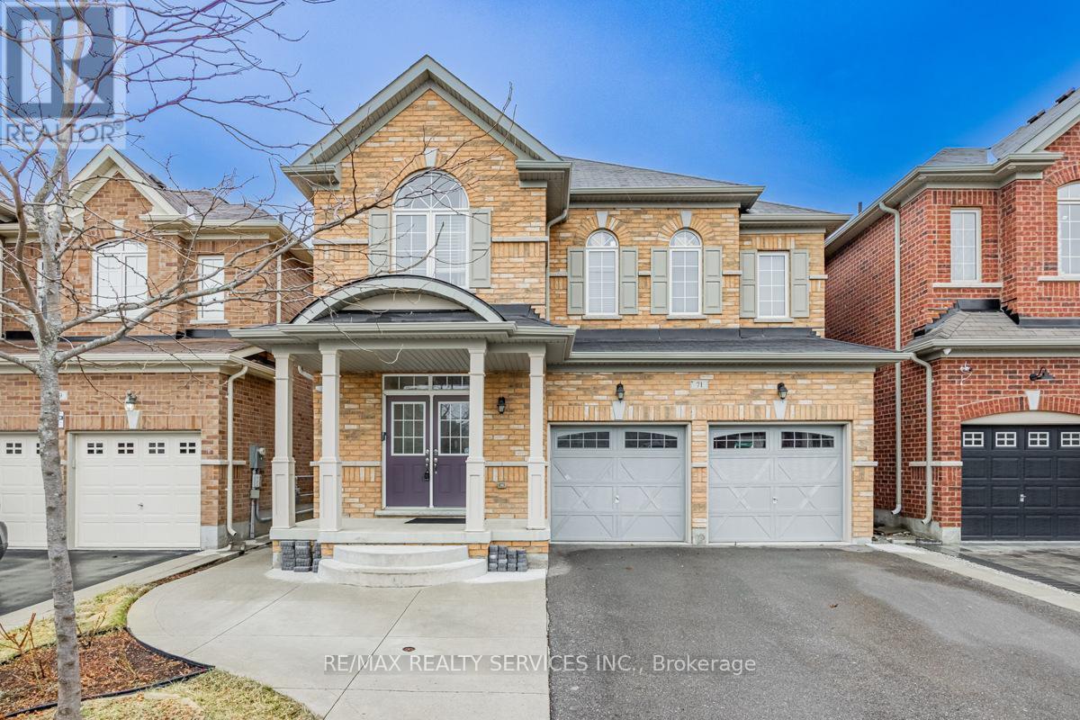 71 HUMBERSTONE CRESCENT, Brampton, Ontario