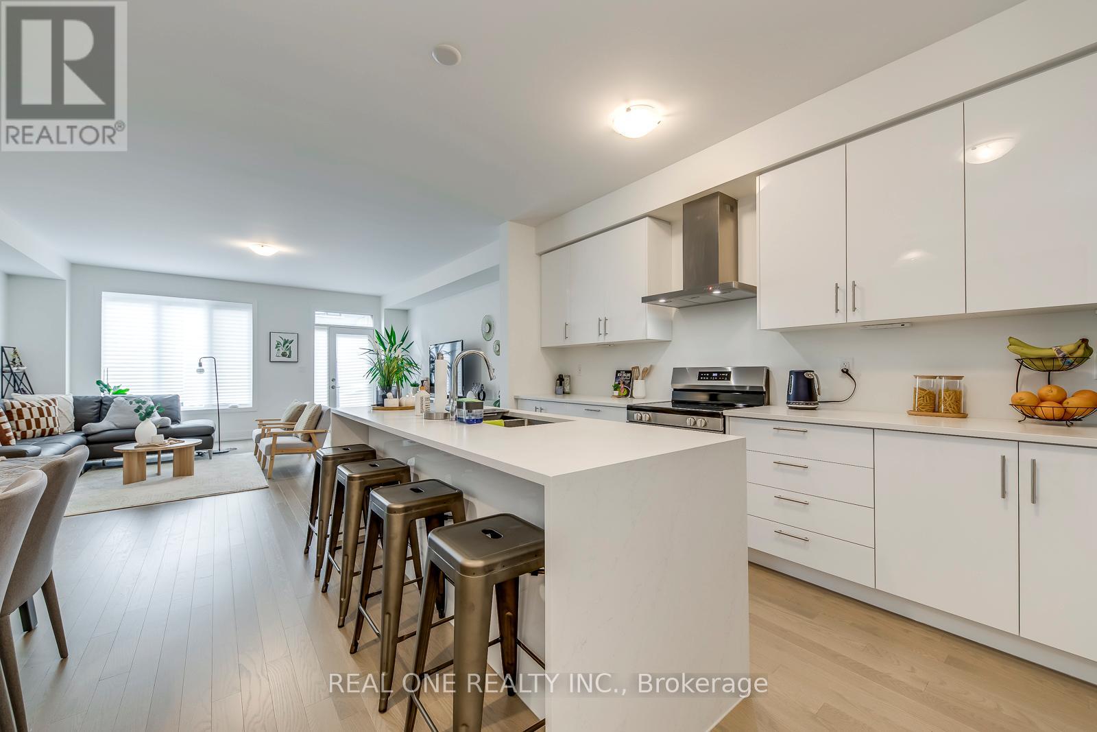 3054 Harvard Gardens, Oakville, Ontario  L6H 8B8 - Photo 10 - W12483045