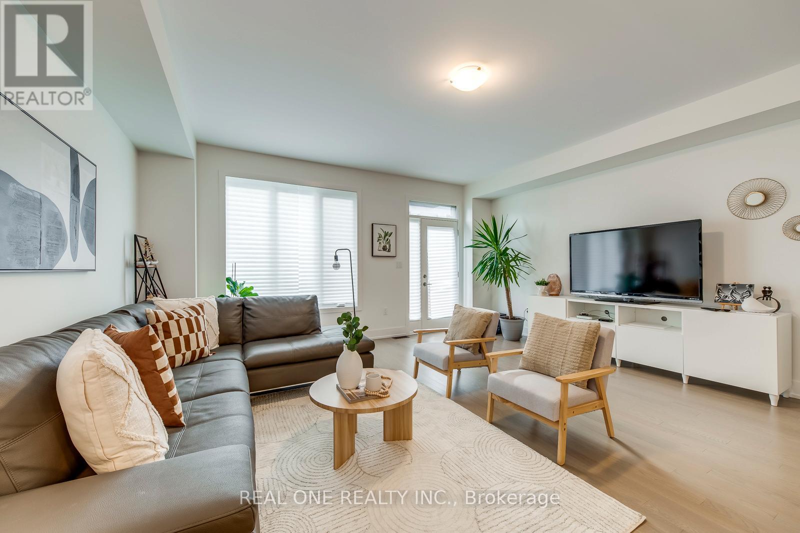 3054 Harvard Gardens, Oakville, Ontario  L6H 8B8 - Photo 22 - W12483045