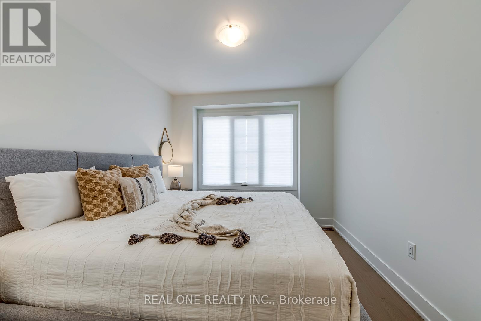 3054 Harvard Gardens, Oakville, Ontario  L6H 8B8 - Photo 44 - W12483045