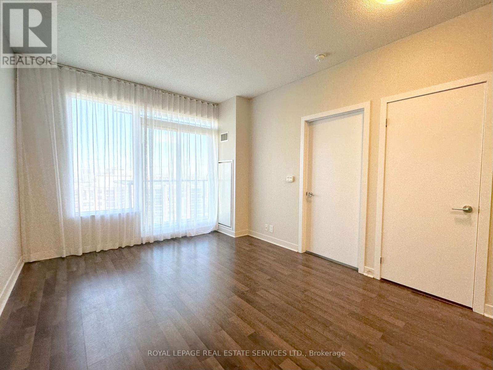 1610 - 188 Clark Boulevard, Brampton, Ontario  L6T 0J2 - Photo 5 - W12483056